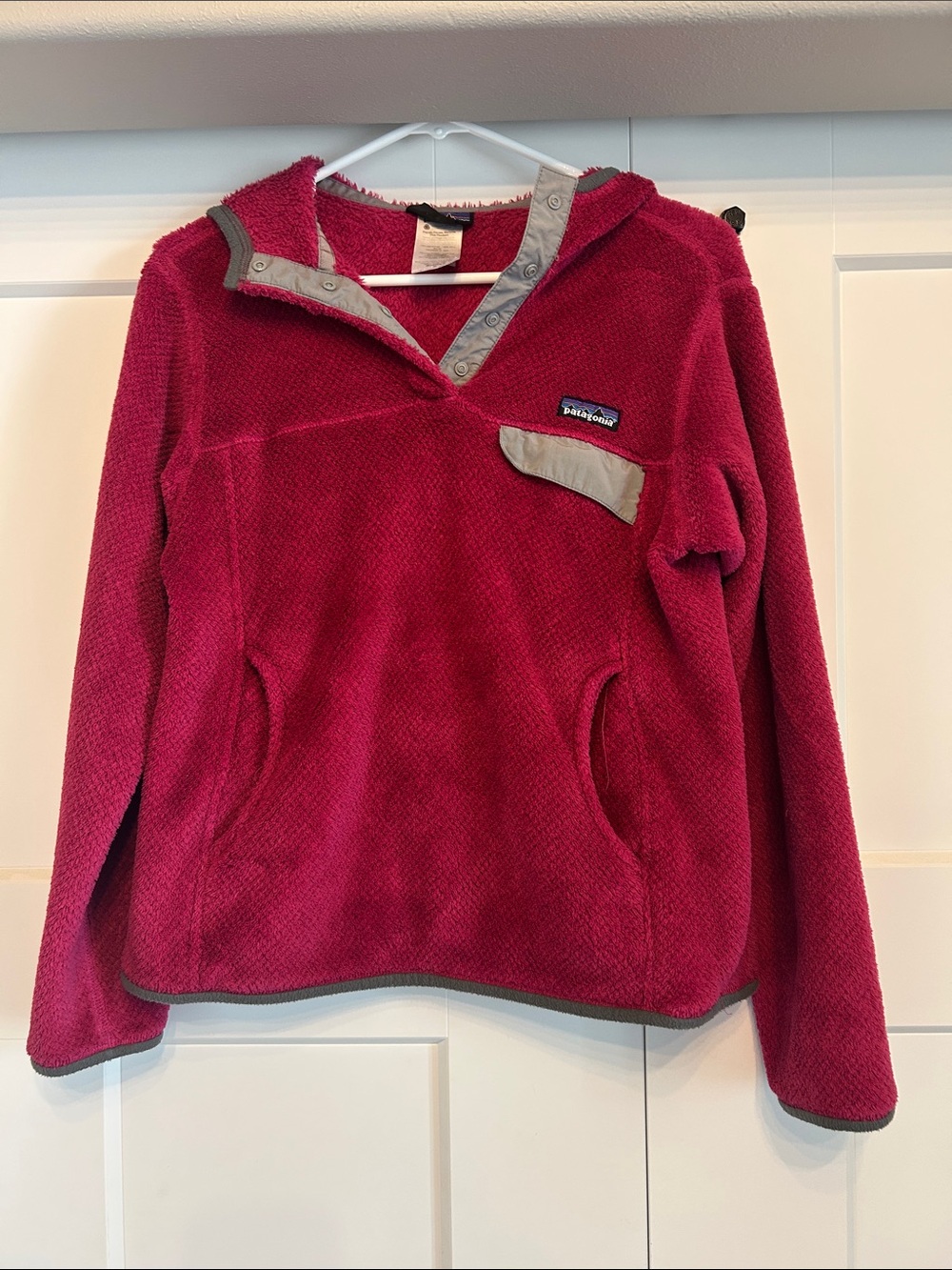 Patagonia Berry Fleece Pullover with Gray Trim